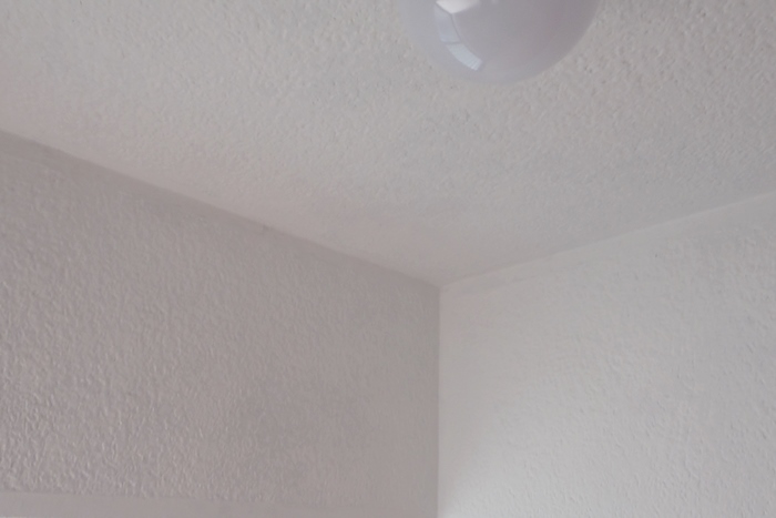 Diy 古いお風呂場 浴室 の壁をキレイに塗装しました 田舎暮らし3 0 ブログ