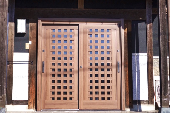 一流の品質 引き戸 引き戸の玄関ドアリフォーム 扉 玄関ドア