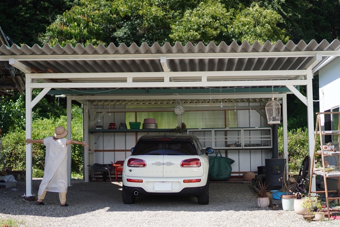 最高におしゃれなカーポートが完成！DIYでここまで変わる！ | もじゃ 